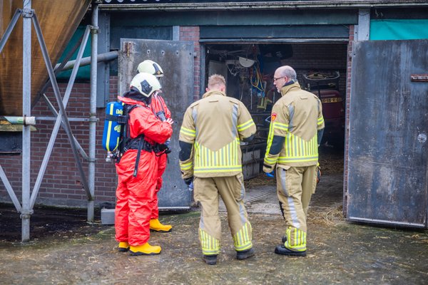 Brandweer overlegt over inzet