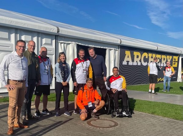 Gerard en leden van het Directieteam van de VRU