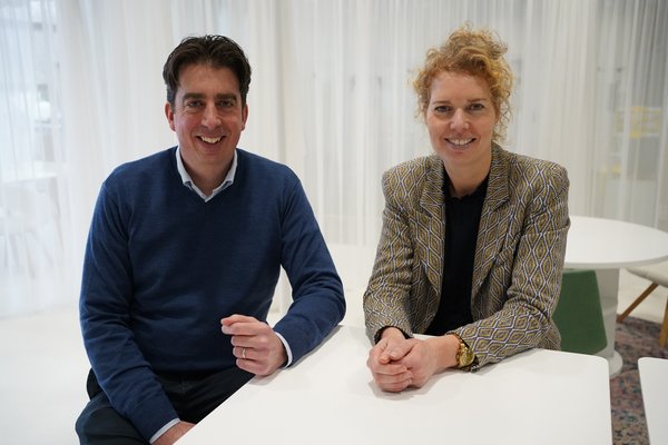 Foto van een man en een vrouw die Stef en Nienke heten, decoratief